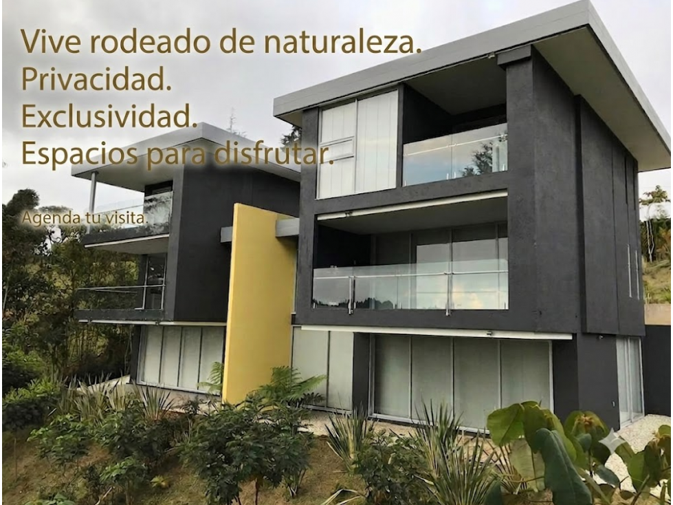 Venta Casa Campestre en Envigado, Charco Azul. 2400 m². 2 Modulos — foto 2