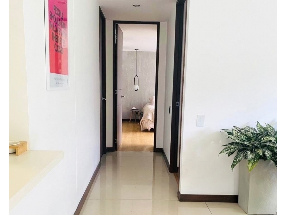 Apartamento en venta en La Calera, El Poblado 94 m² — foto 6