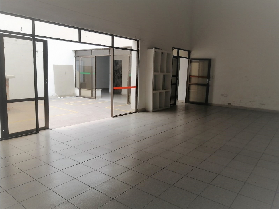 Edificio para oficinas y/o bodegaje en el norte de Armenia Q. - 2