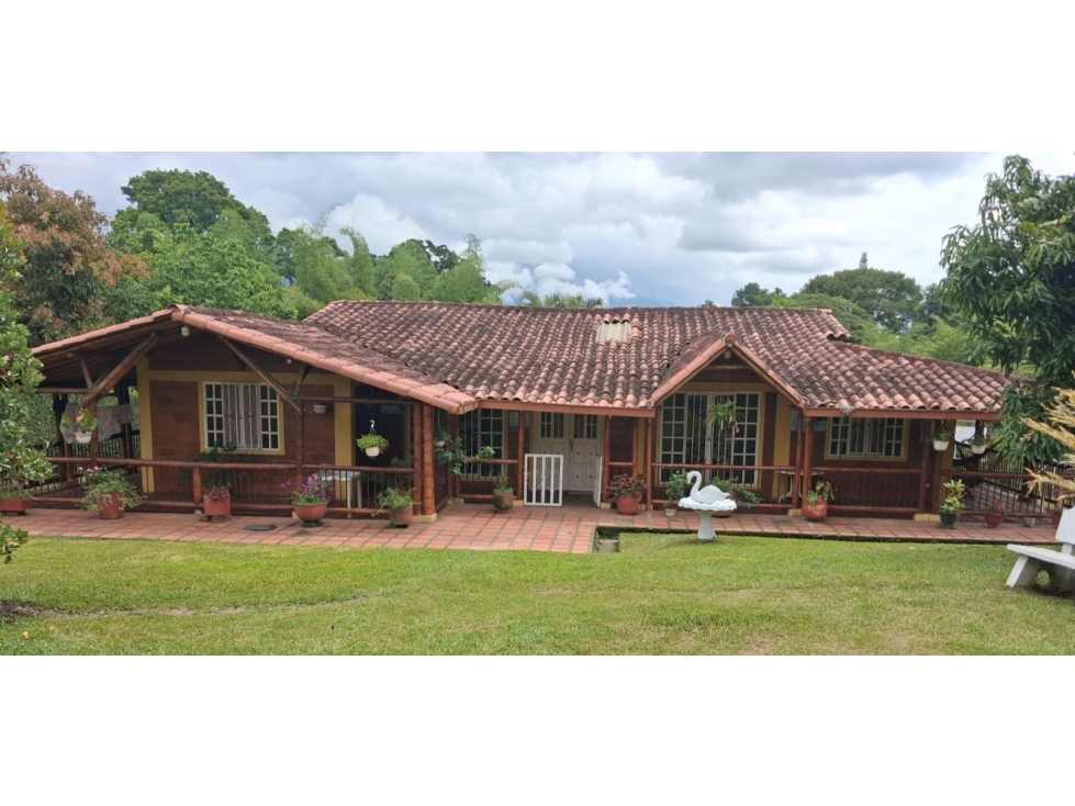 Casa Campestre para la venta sector Parque de Recreación Armenia Q.