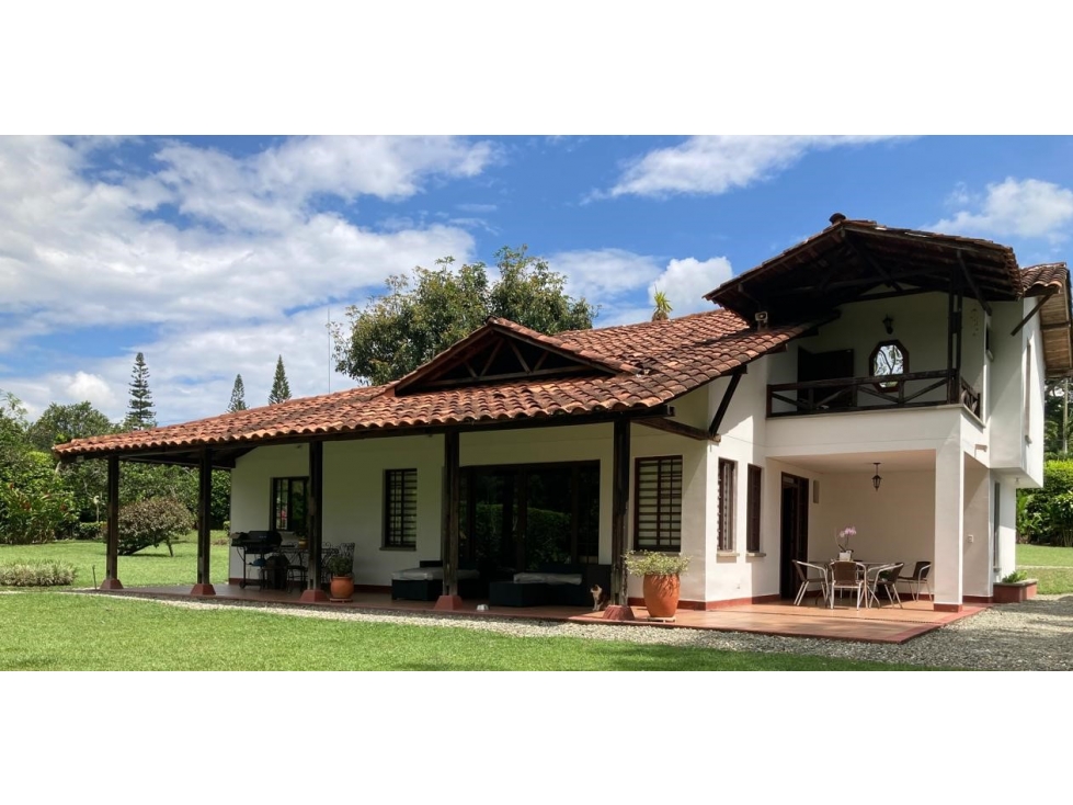 Casa Campestre para la venta sector Club Campestre Armenia Q.