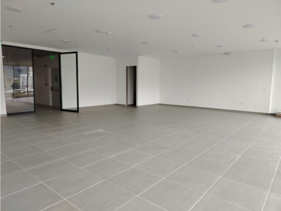 Local en renta en el nuevo Centro Medico Zonata al norte de Armenia Q. — foto 4