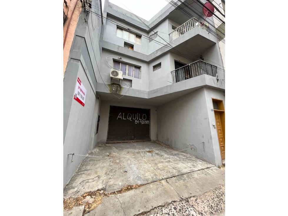 Edificio en venta. Precio: 290.000 dólares. - 2