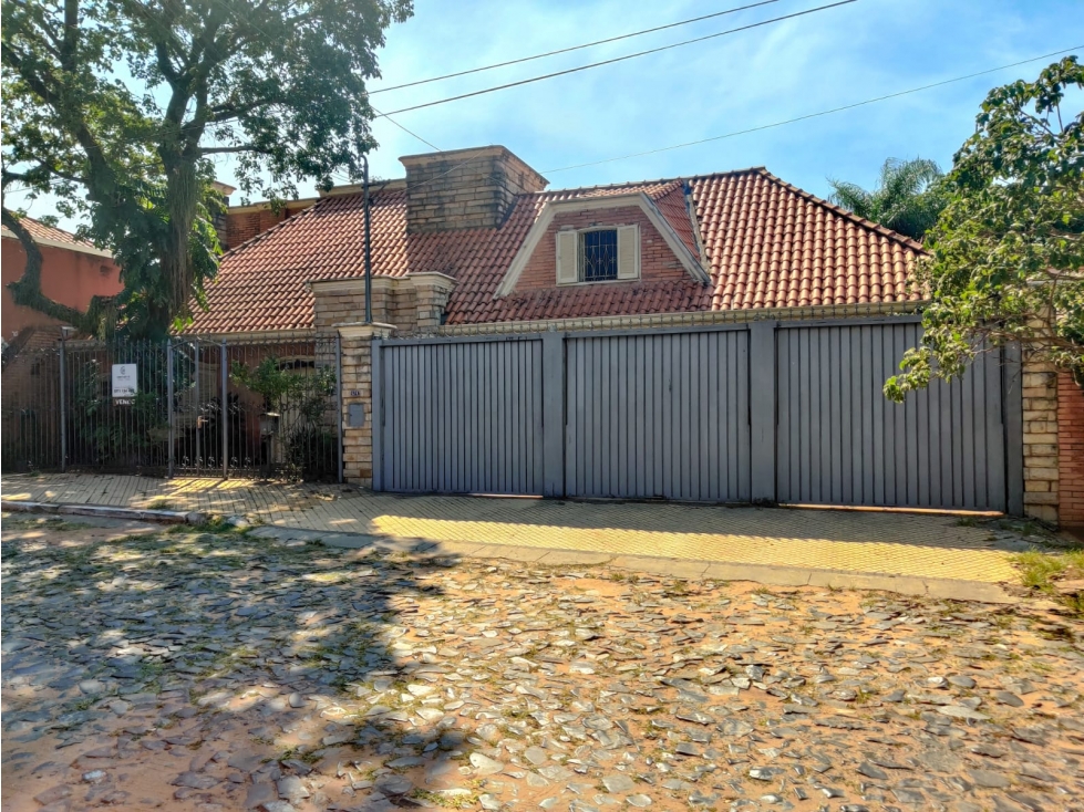 CASA A RENOVAR EN EXCELENTE UBICACIÓN - 4