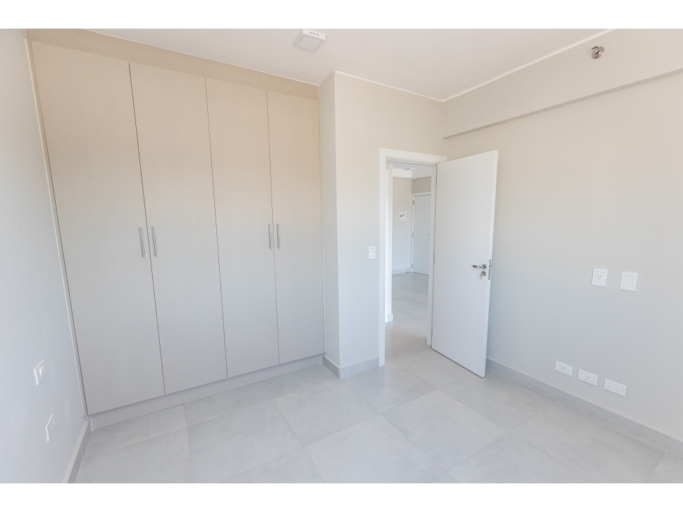 VENDO DEPARTAMENTO 1 D. - PARQUE LAS GOLONDRINAS - 5