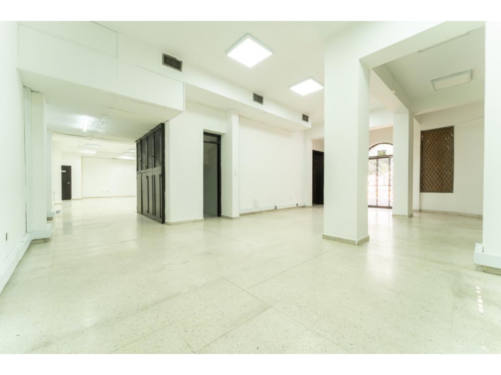 Alquiler Local Comercial en segundo piso para oficinas o bodega — foto 3