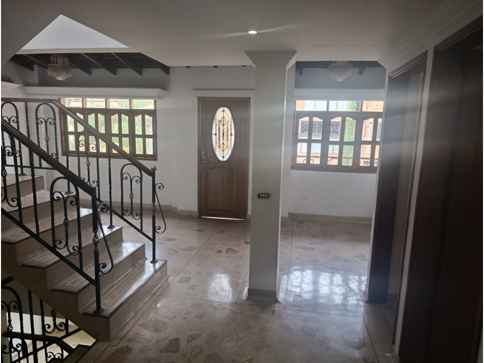 CASA 215 METROS CUADRADOS 3 NIVELES V SAN JOSE SABANETA — foto 4
