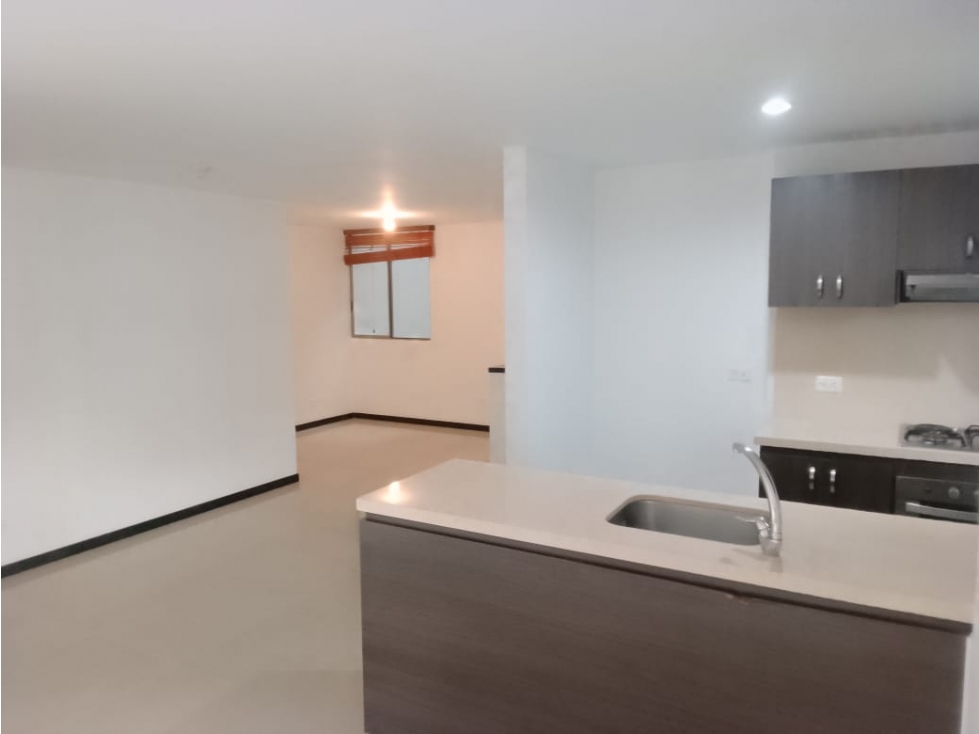 Apartamento de 95 metros 3hb P10 PRLV