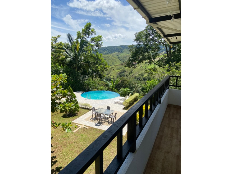 CASA FINCA 500 METROS LOTE 1500 METROS VÍA PORCE-YOLOMBÓ - 6