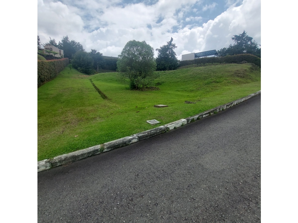 Excelente lote a la venta en San Antonio - Vía La Ceja 