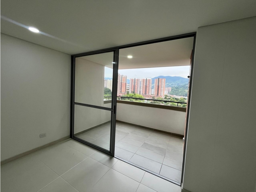 Moderno apartamento a la venta en Itaguí - Suramérica — foto 2