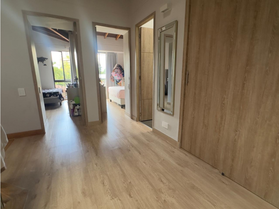 Hermosa casa en venta en Envigado - Loma de Las Brujas  — foto 6