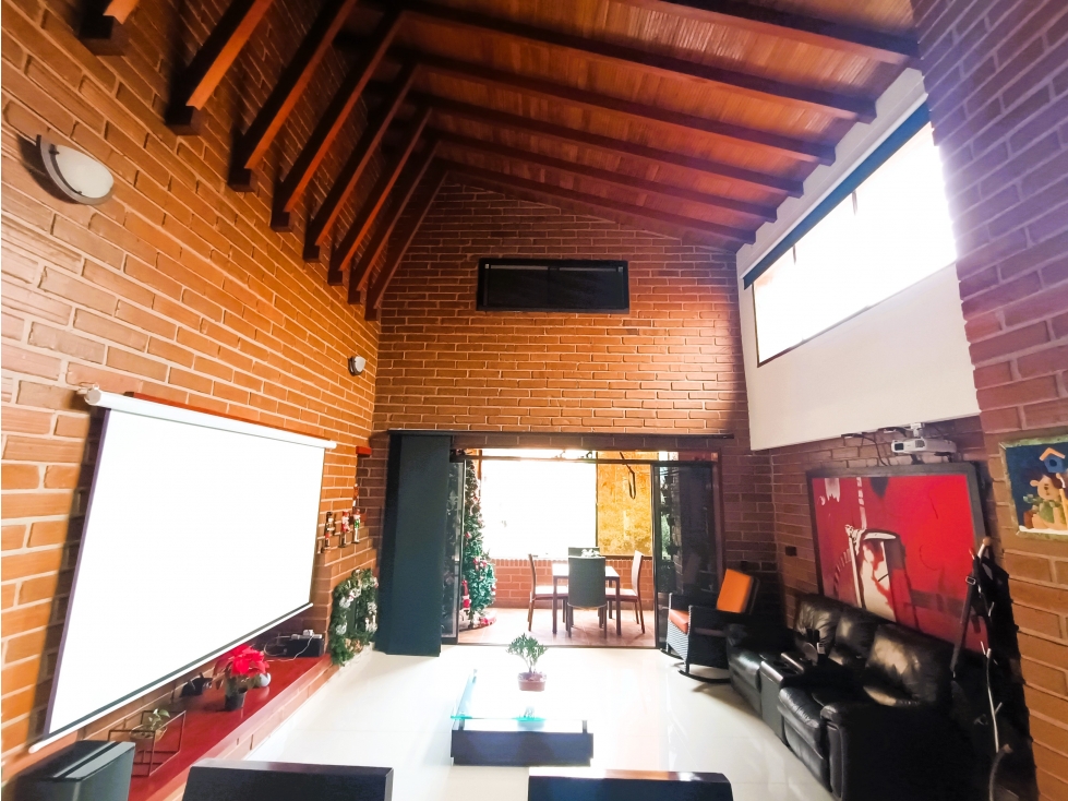 Apartamento dúplex en venta en El Poblado - Transversal Inferior — foto 2