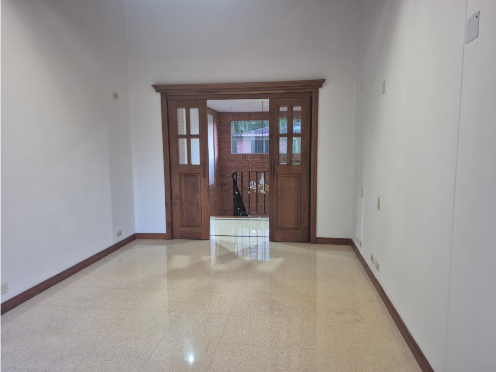 Hermosa casa en venta El Poblado - El Tesoro (JS) — foto 6