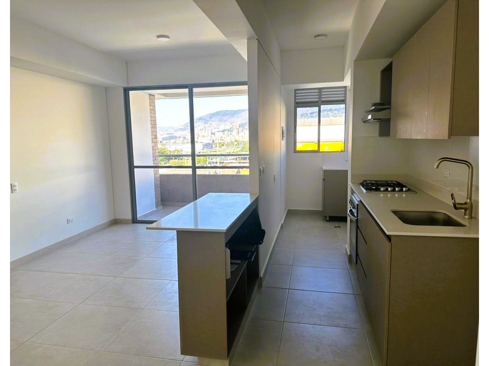 Venta de hermoso apartamento en Envigado - Avenida Las Vegas — foto 2