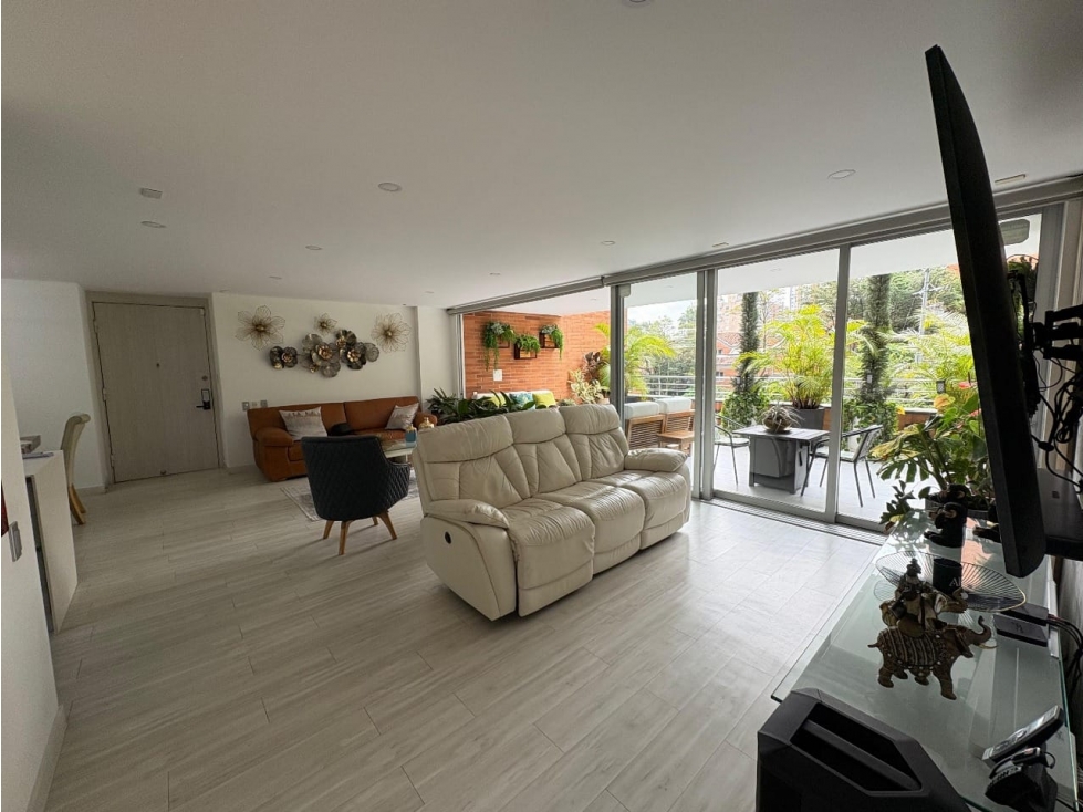 Excelente apartamento a la venta en El Poblado - Castropol 