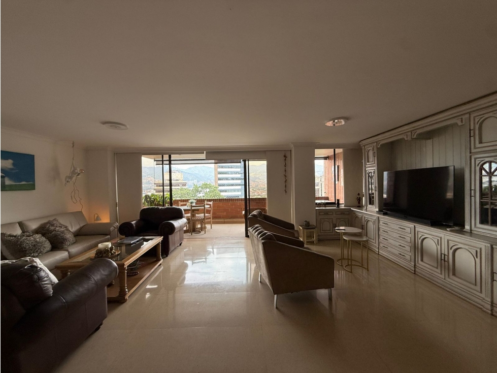 Espectacular apartamento en venta en El Poblado - Castropol  — foto 3
