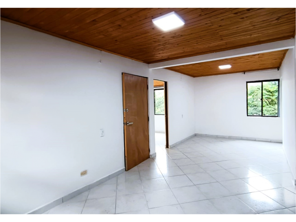 Apartamento ideal para remodelar en venta en Envigado - San José — foto 2