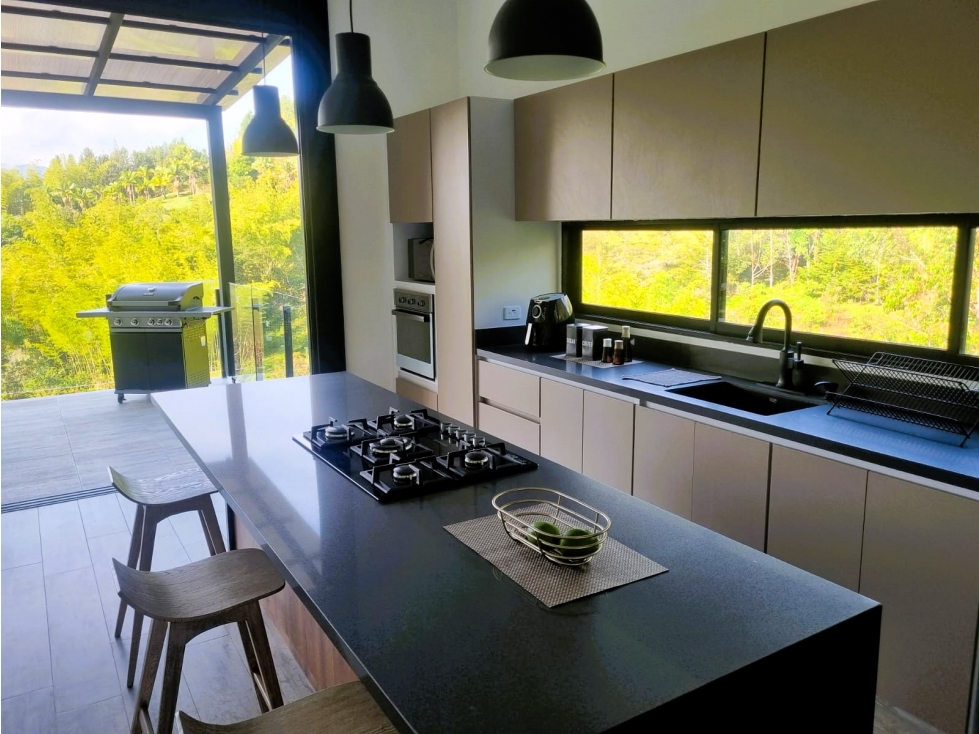Casa en venta para estrenar El Peñol - Vereda La Cristalina