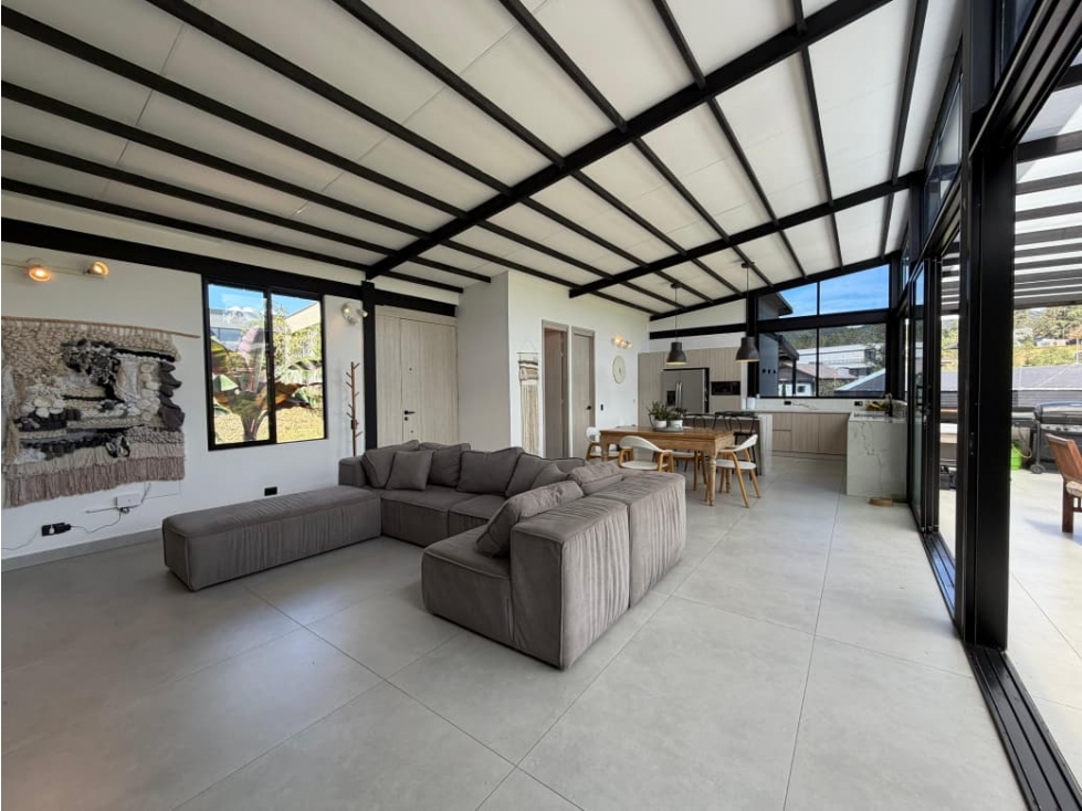 Hermosa casa a la venta en Envigado - Alto del Escobero sin peaje — foto 5
