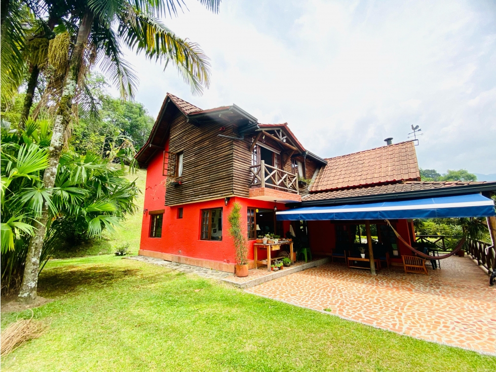Casa campestre independiente en venta Envigado - Loma El Escobero — foto 3