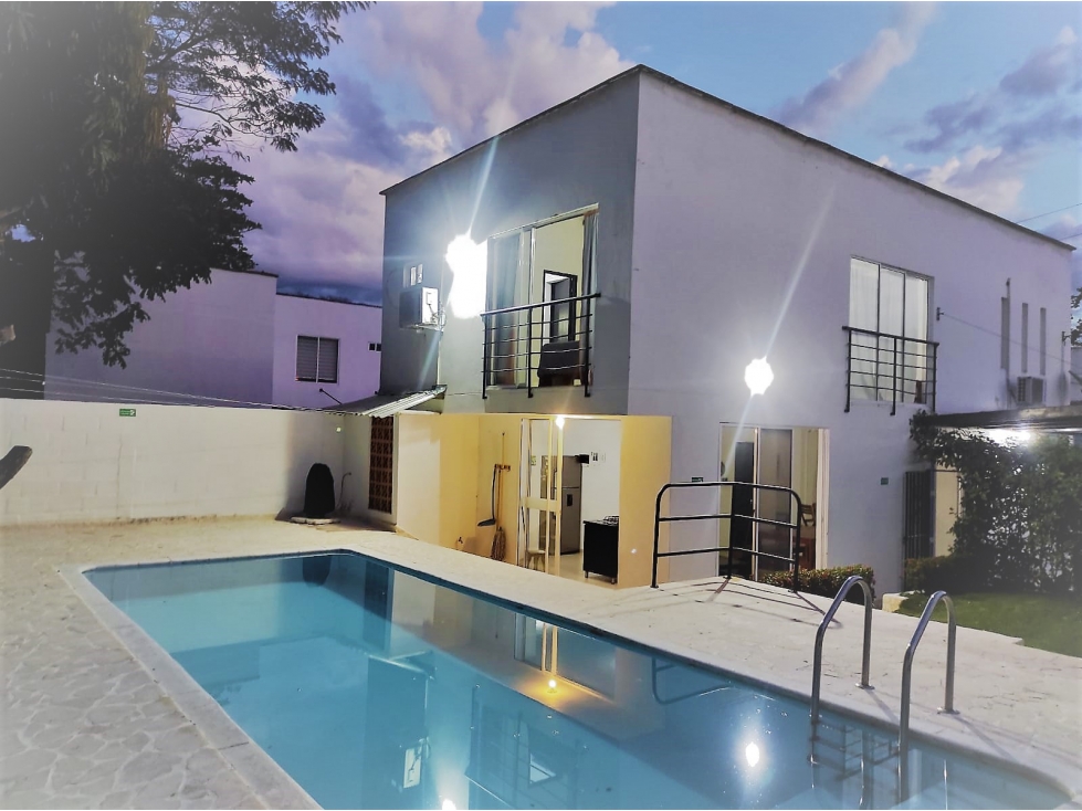 Casa en venta Santa Fe de Antioquia - cerca al parque principal - 4
