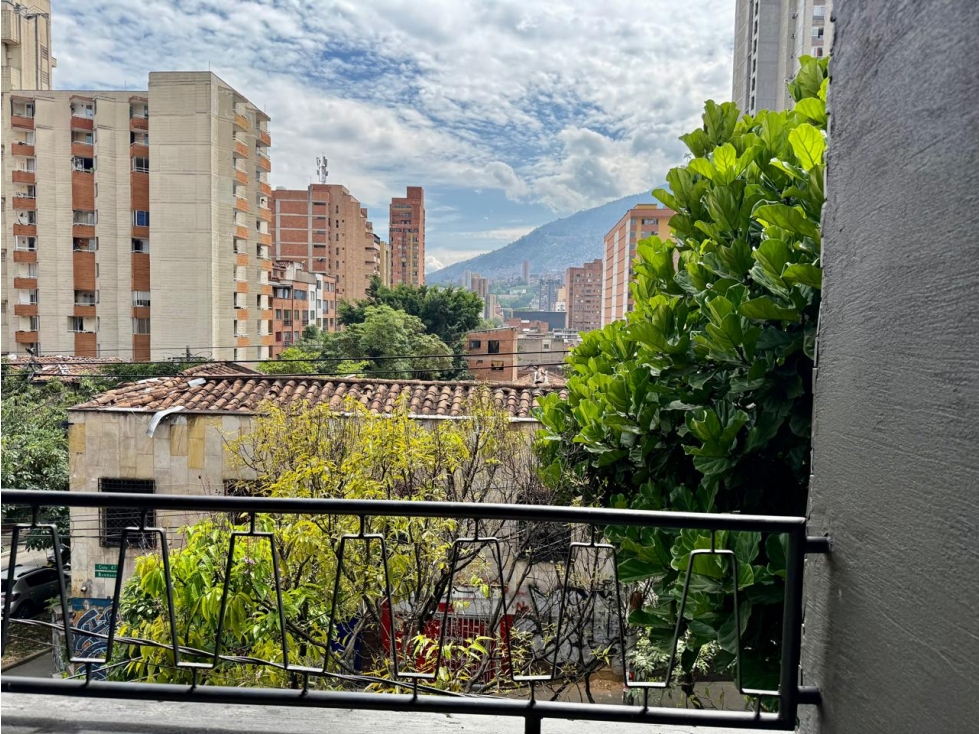 Hotel - local comercial en venta en Medellín - La Candelaria — foto 4
