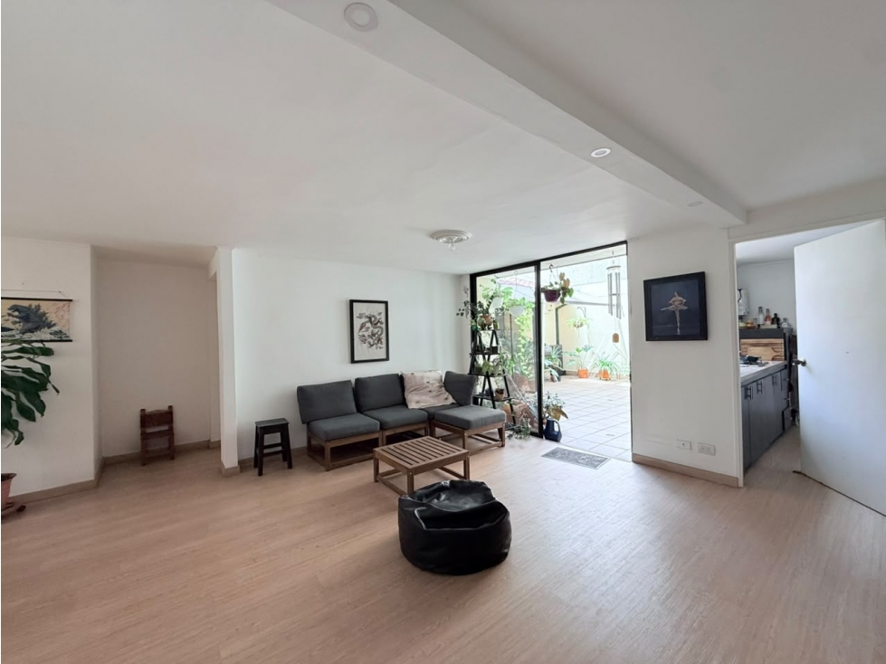 Amplio apartamento a la venta en Laureles — foto 5