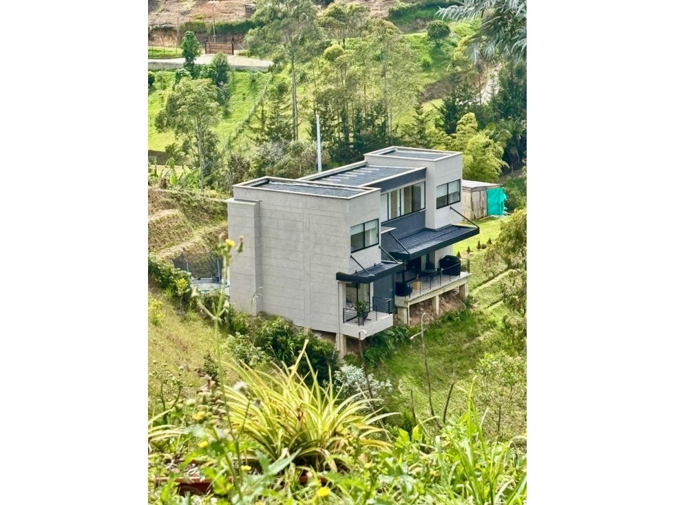 Hermosa casa campestre en San Vicente de Ferrer - Vereda Chaparral — foto 2