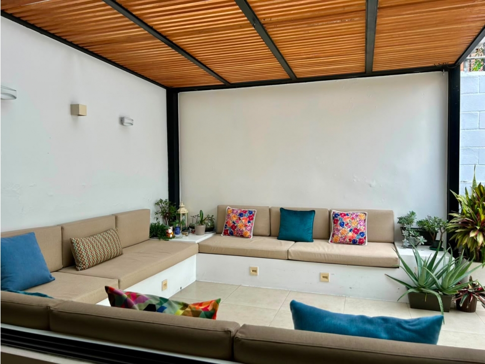 Hermosa casa la venta en El poblado — foto 3