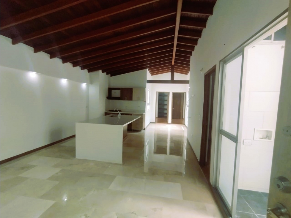 Apartamento en venta en Sabaneta - Parque Principal (AO) — foto 2