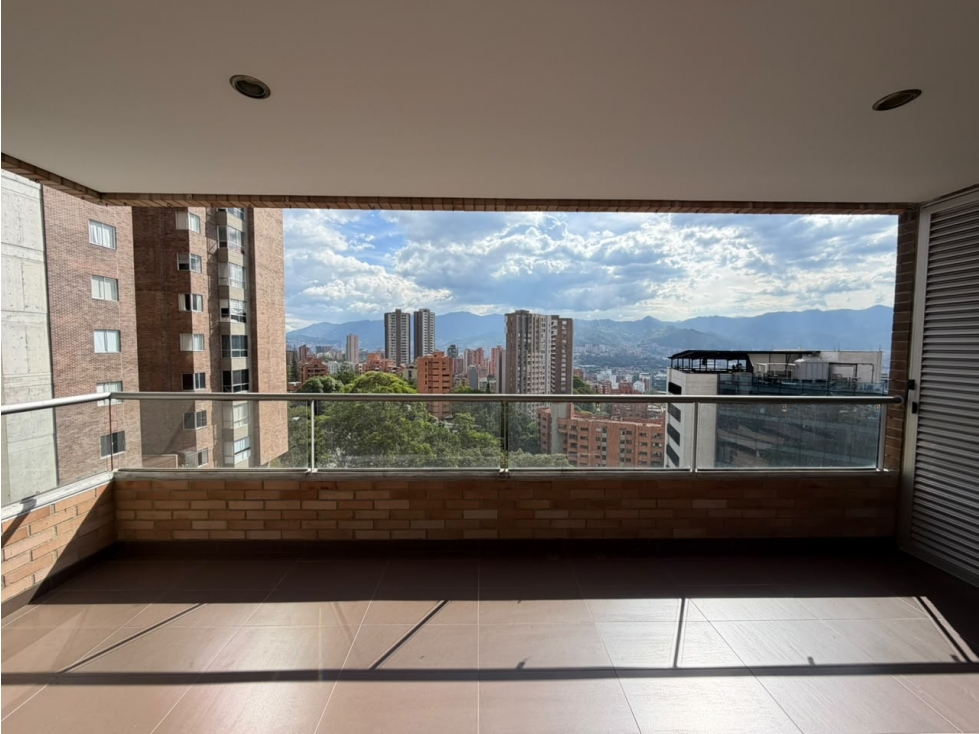Hermoso apartamento a la venta en El Poblado - Las Santas  — foto 2