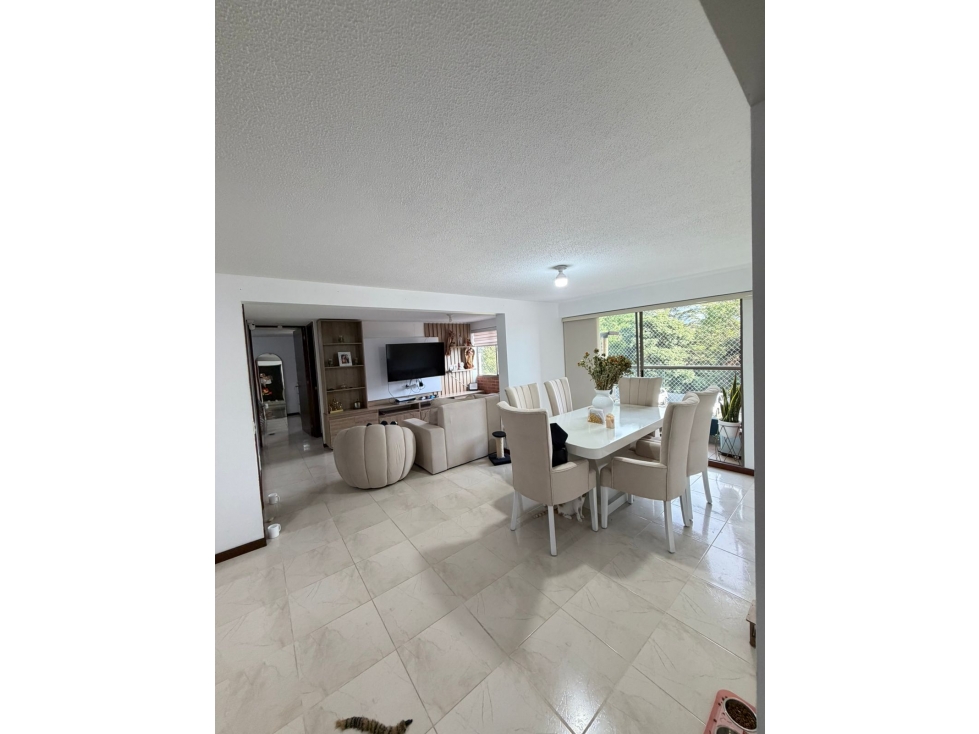 Excelente apartamento a la venta en La Almería - Simon Bolivar 