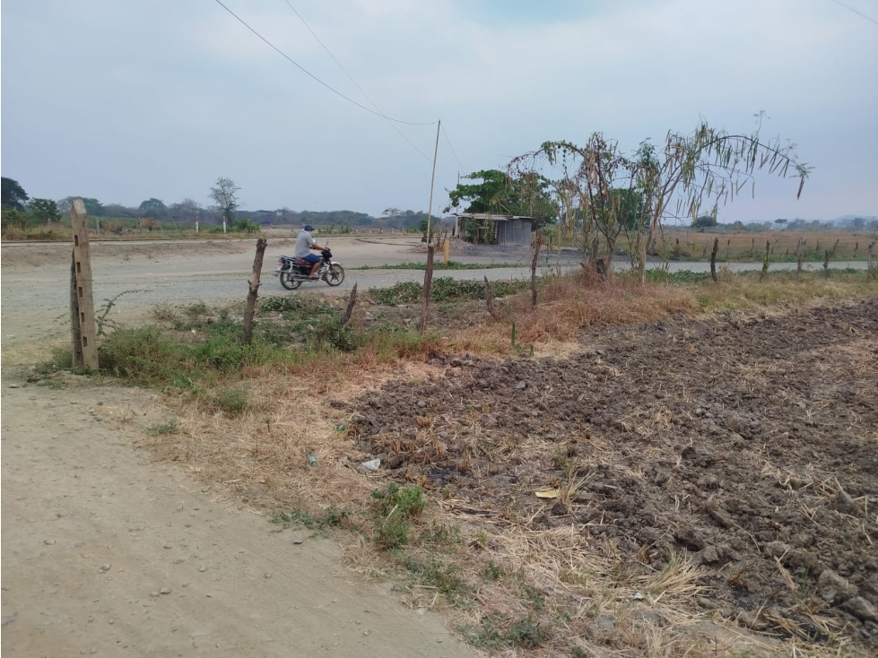 TERRENO EN VENTA LOMAS DE SARGENTILLO - 1