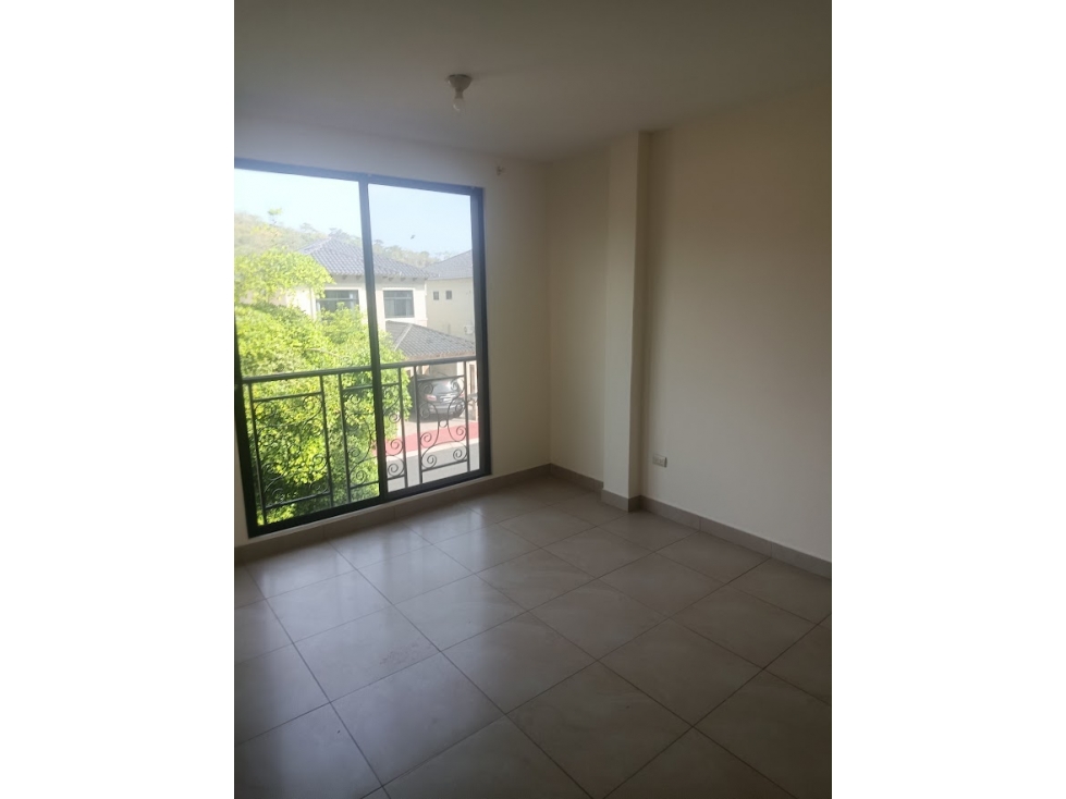 CASA DE 2 PLANTAS EN ALQUILER BOSQUES DE LA COSTA — foto 2