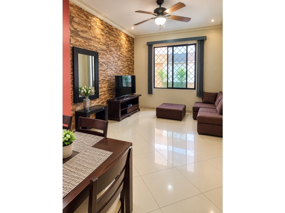 SE VENDE UNA GRAN CASA DE 3 PLANTAS 5 DORMITORIOS EN VERGELES — foto 4