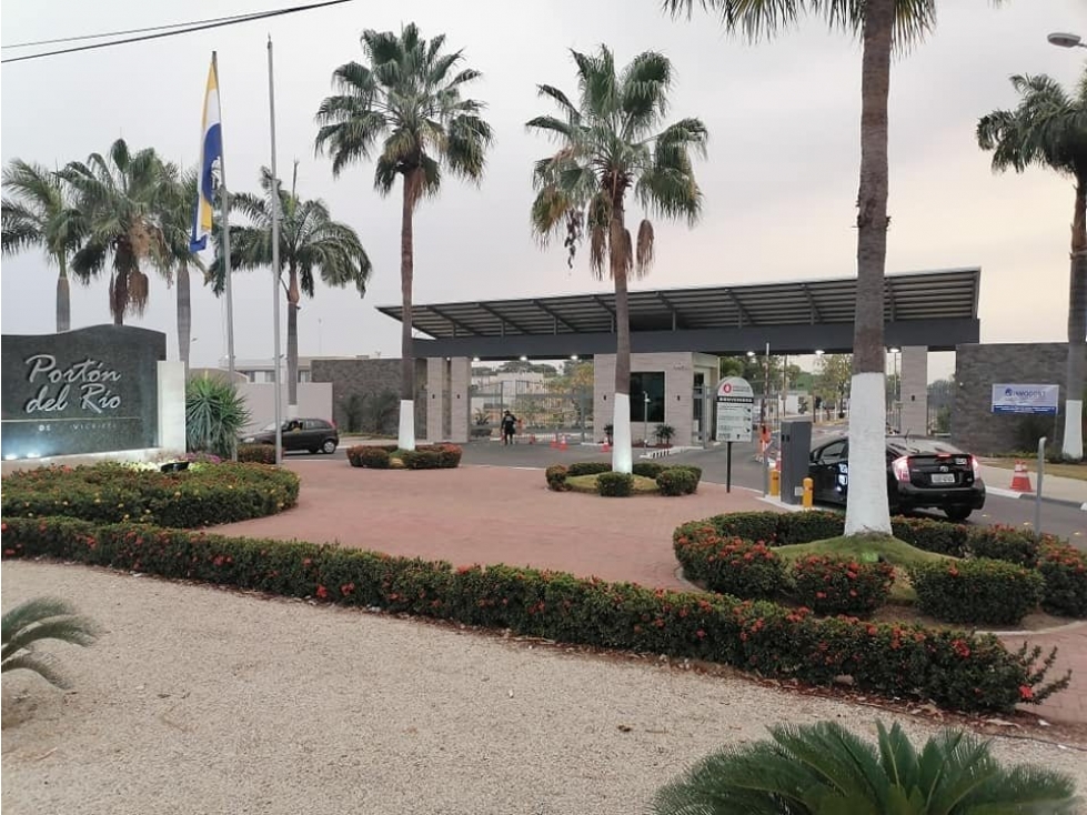 ¡TERRENO ESQUINERO EN VENTA EN PORTÃN DEL RÃO - 1
