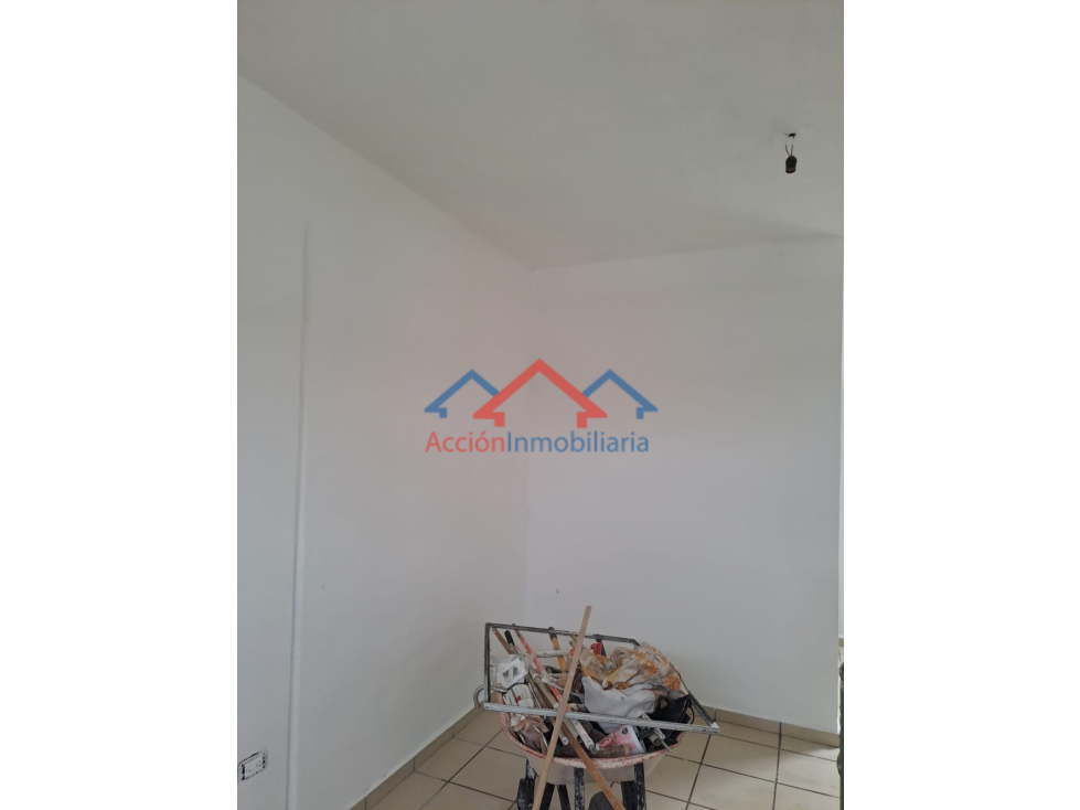 *CASA EN VENTA - HACIENDA SANTA ROSA, QUERÉTARO* - 3
