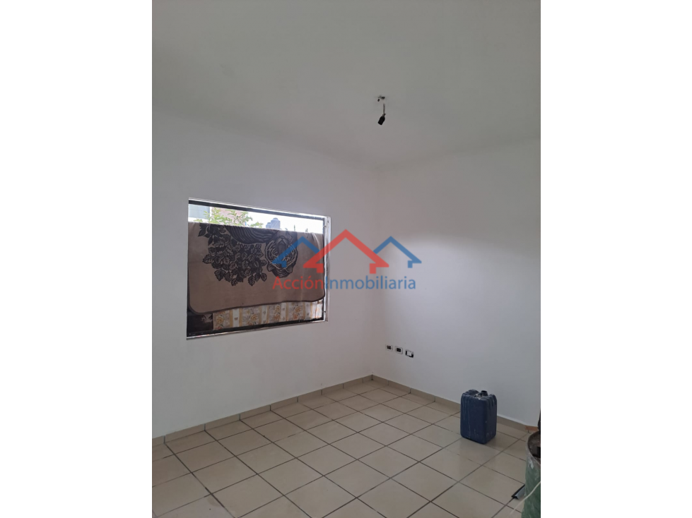 *CASA EN VENTA - HACIENDA SANTA ROSA, QUERÉTARO* - 4