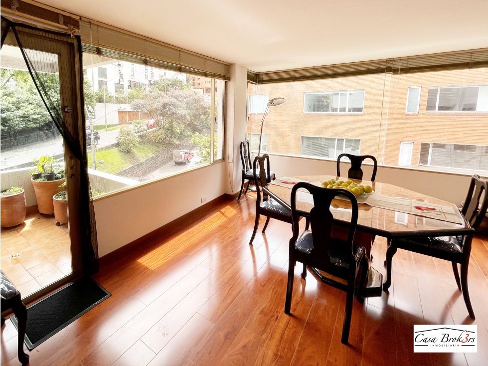 Lindo apartamento Rosales con balcón para venta — foto 4