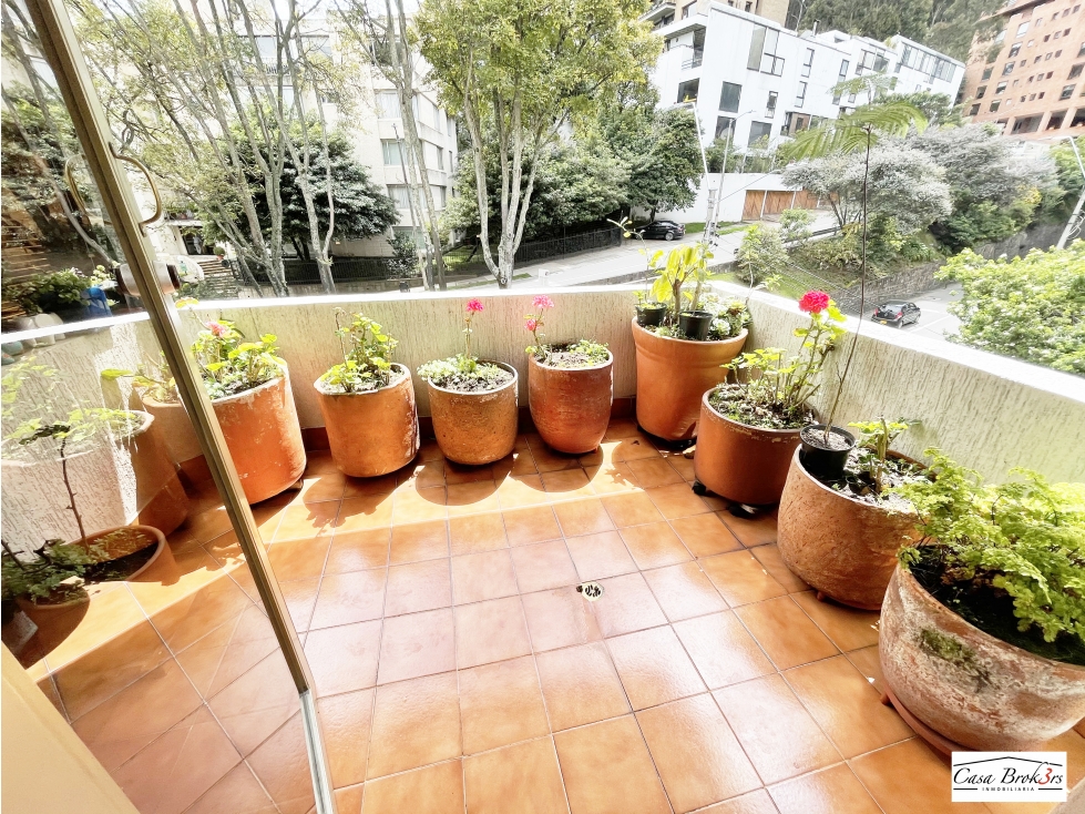 Lindo apartamento Rosales con balcón para venta — foto 6