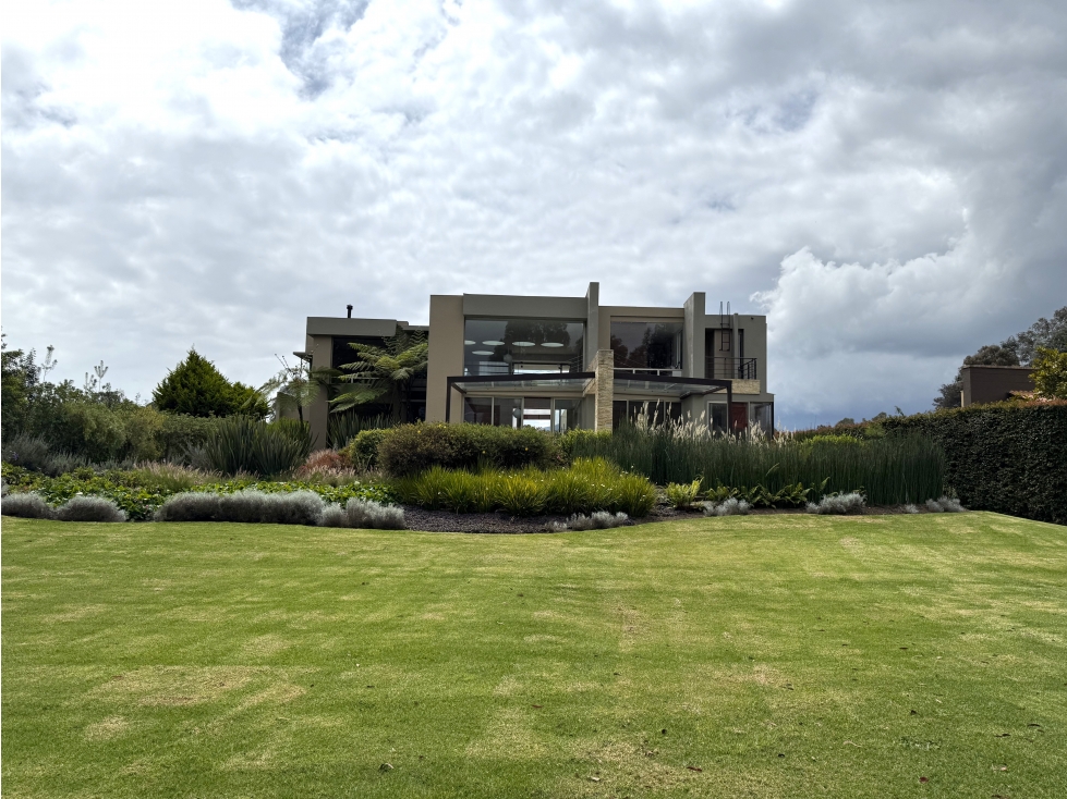 Venta casa CLUB PRADERA DE POTOSI — foto 3