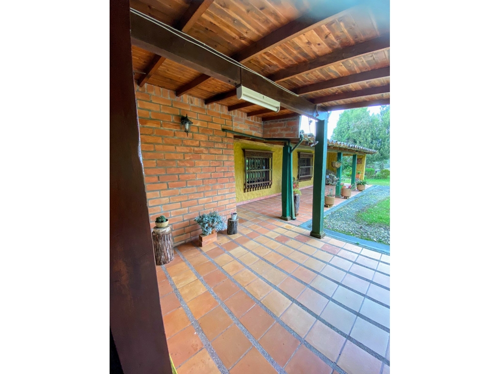 Finca en Venta en Santa Elena con 4 Cabañas - 6