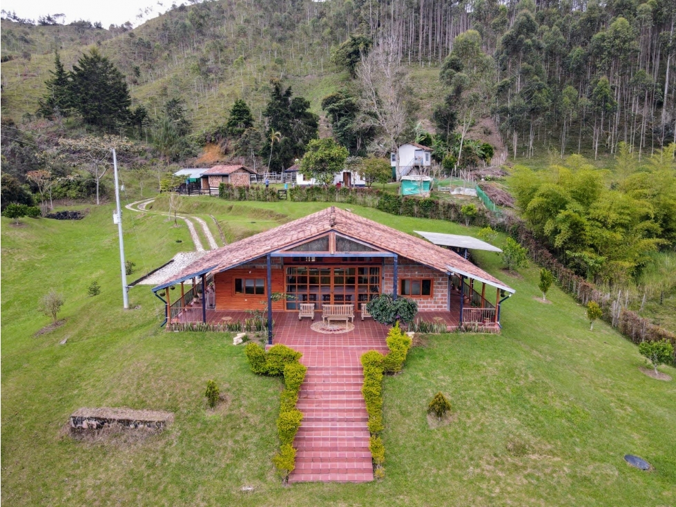FINCA EN VENTA SANTO DOMINGO- 71.78 HECTAREAS - 3