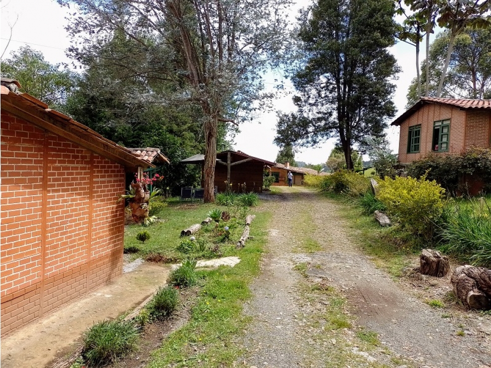 Finca en Venta en Santa Elena con 4 Cabañas - 5