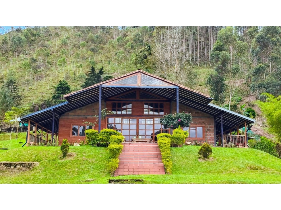 FINCA EN VENTA SANTO DOMINGO- 71.78 HECTAREAS - 6