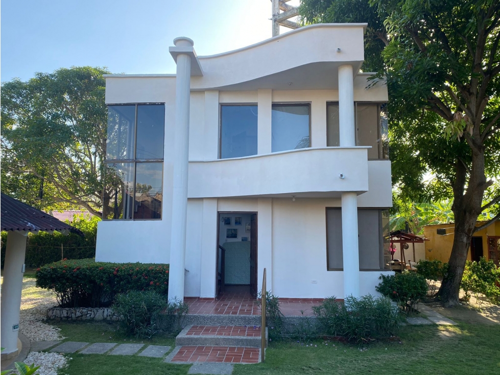 VENDO CABAÑA EN COVEÑAS PRIMERA ENSENADA