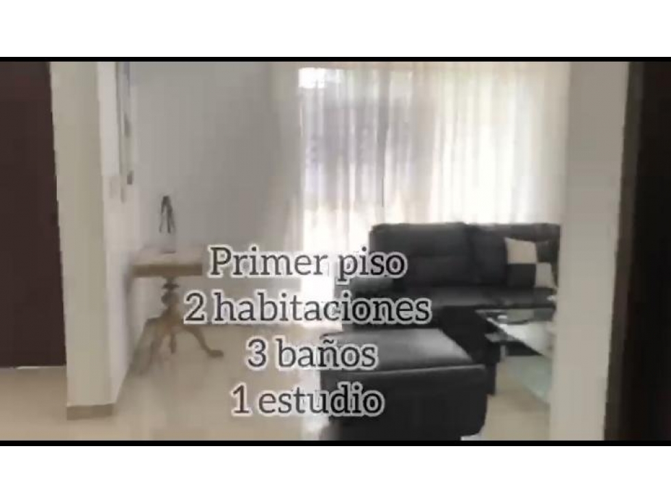 VENDO CASA DE DOS PISOS EN LA URBANIZACION SAN FRANCISCO MONTERÍA — foto 2