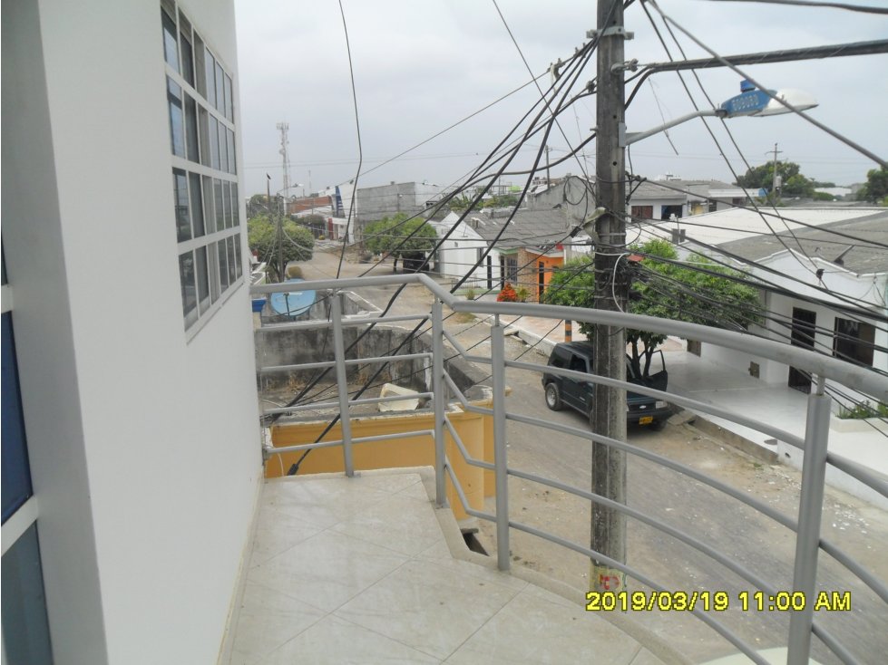 VENDO DE OPORTUNIDAD APARTAMENTO Y LOCAL EN EL BARRIO 6 DE MARZO — foto 3