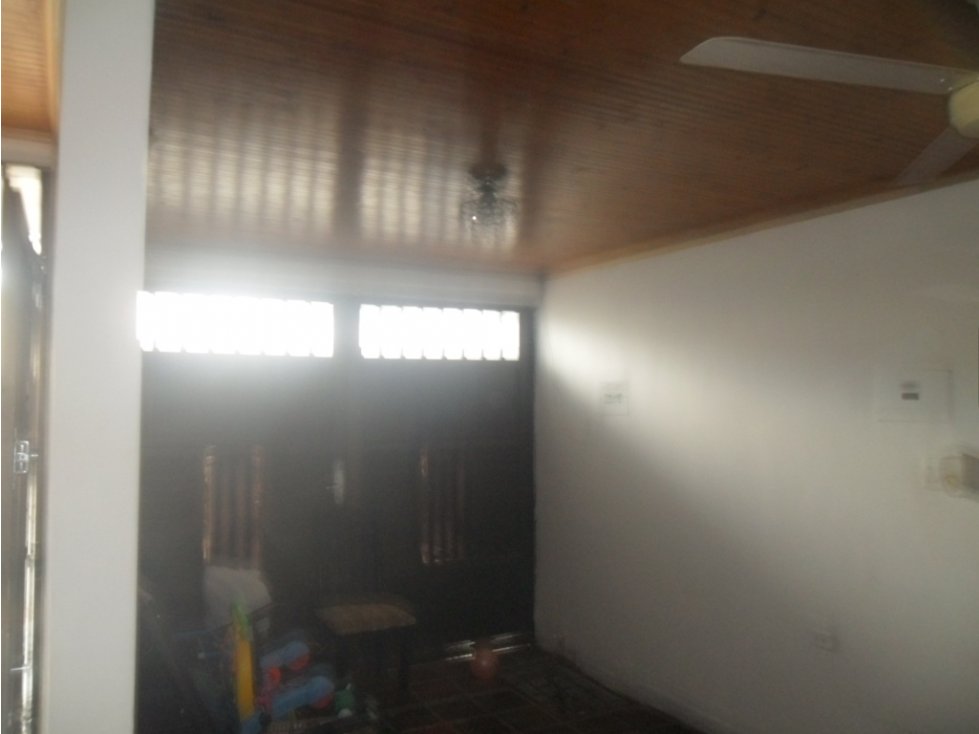 EN VENTA CASA DE DOS PLANTAS EN LA JULIA MONTERIA COLOMBIA — foto 4